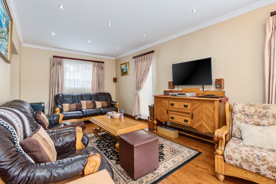 3 Bedroom Property for Sale in Century City Western Cape